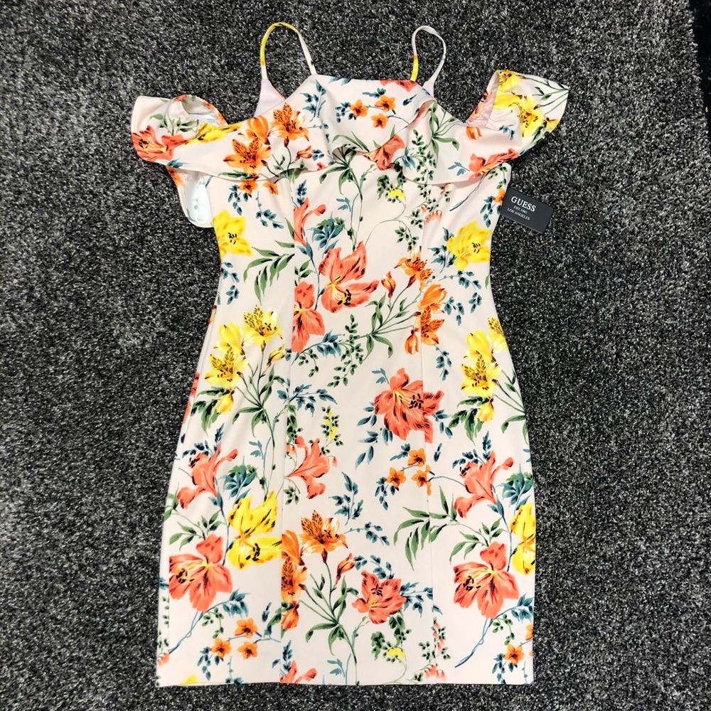 {Guess} Pink Floral Dress w/ Ruffled Top/Sleeves